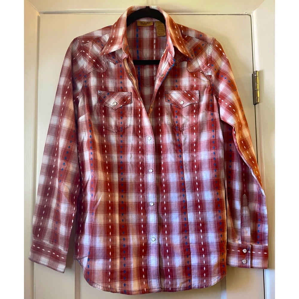 Wrangler Pearl Snap Button Up Shirt